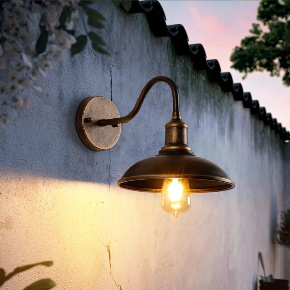 Outdoor Wall Light with Gooseneck Metal Shade