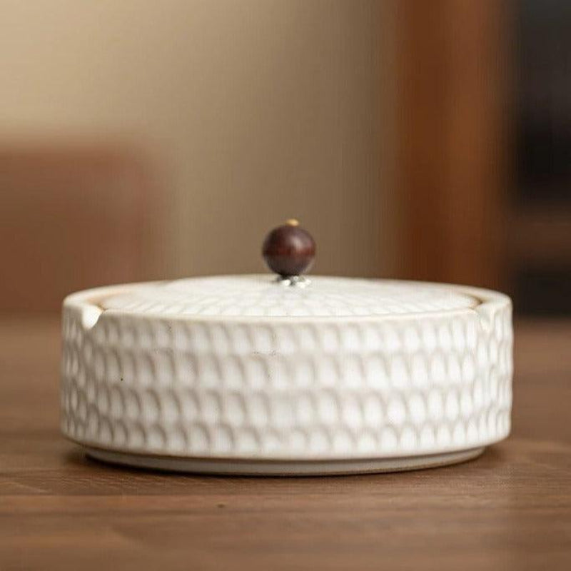 Ceramic Cigarette Ashtray Wood Lid Covered Ashtray