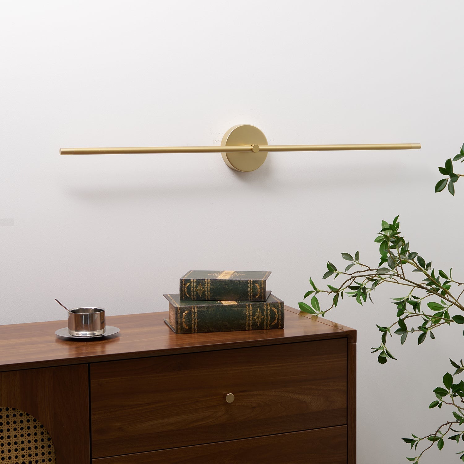 Linear Bar Metal Wall Light with Brass Ends