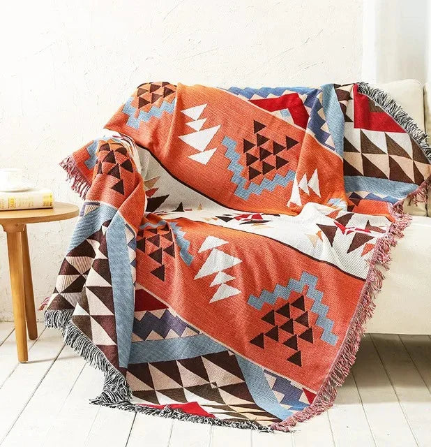 Jacquard Throw Blanket with Braided Fringe 130 x 160 cm