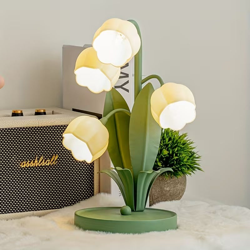Flower Cluster Table Lamp