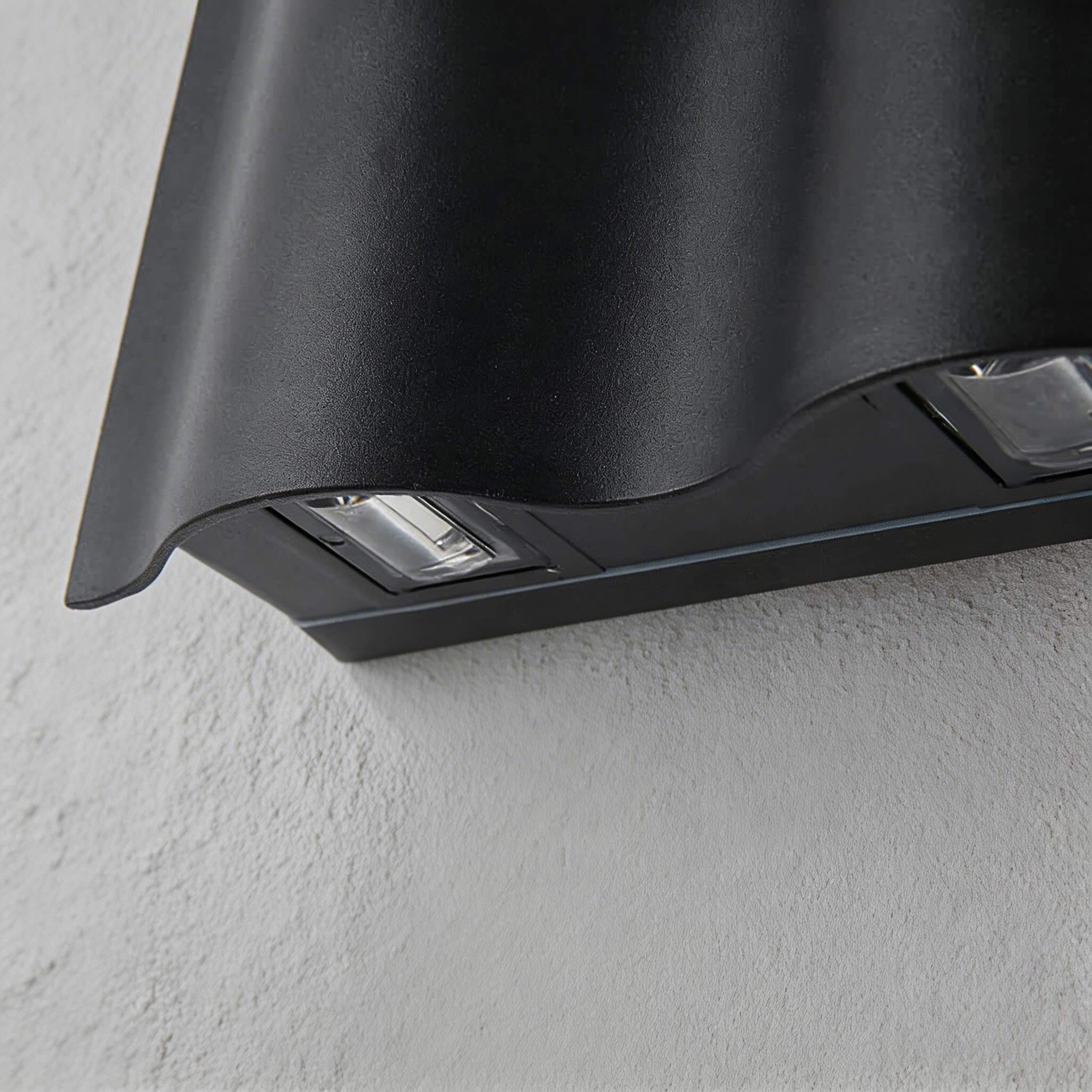 Outdoor Up and Down Wall Light in Black with IP65 LED
